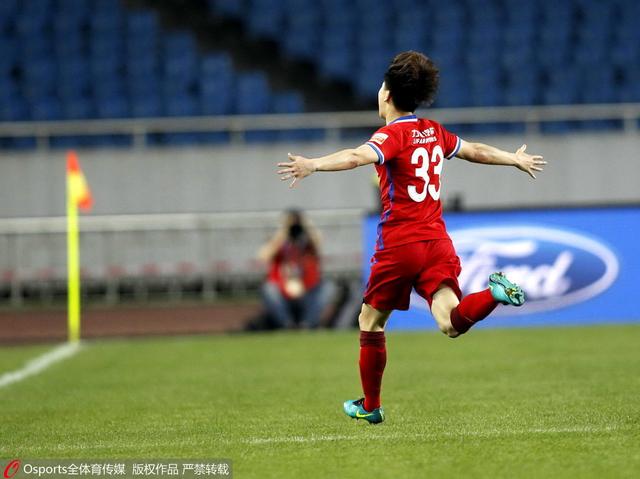 时间：2025.12.11 ：今日影评 作者：乐意 ： 《比如父子》：AI“复活”的父亲，能弥补什么样的遗憾？